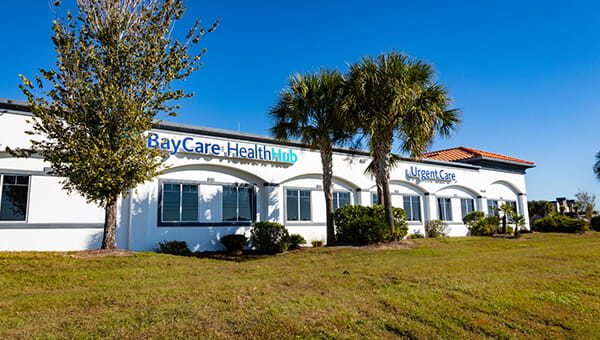 an exterior shot of the baycare land o lakes health hub 