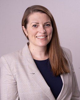 A headshot photo of Nikki Richardson, MD.