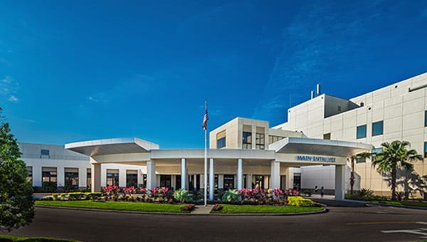 Morton Plant North Bay Hospital exterior